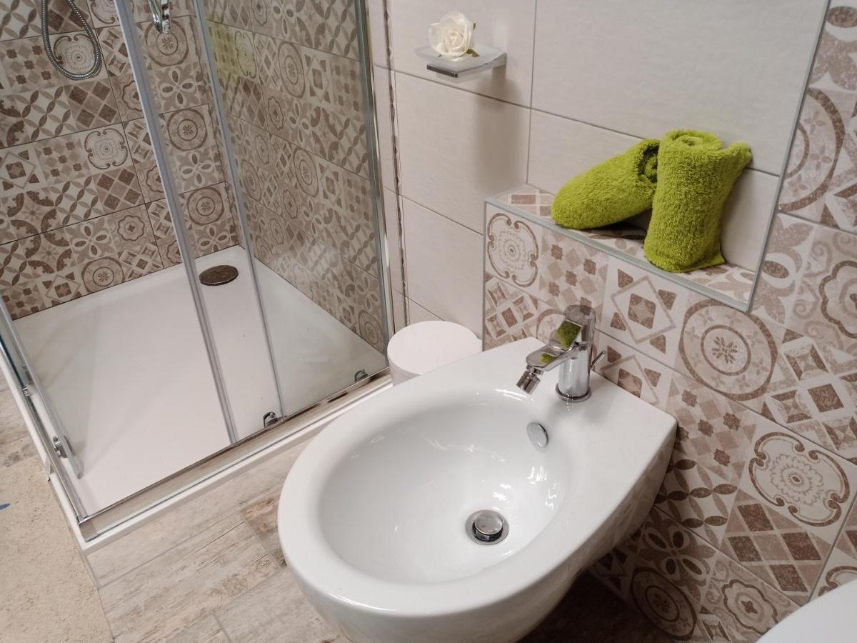 Appartamento "Il Vicolo" Peschiera del Garda Ngoại thất bức ảnh